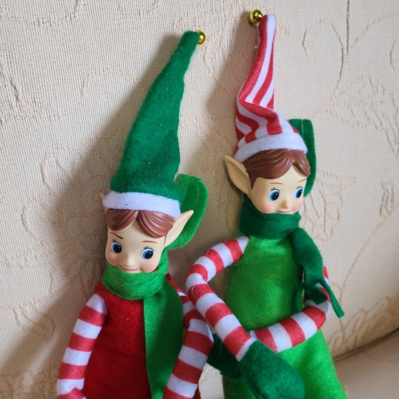 Set of 2 CHRISTMAS Elf Rubber face doll Plush Shelf Sitters - Picture 4 of 4